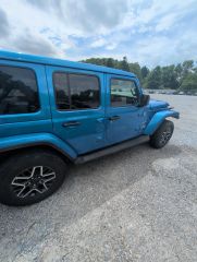2024 Jeep Wrangler 4-Door Sahara 4x4 - Exterior Side Passenger